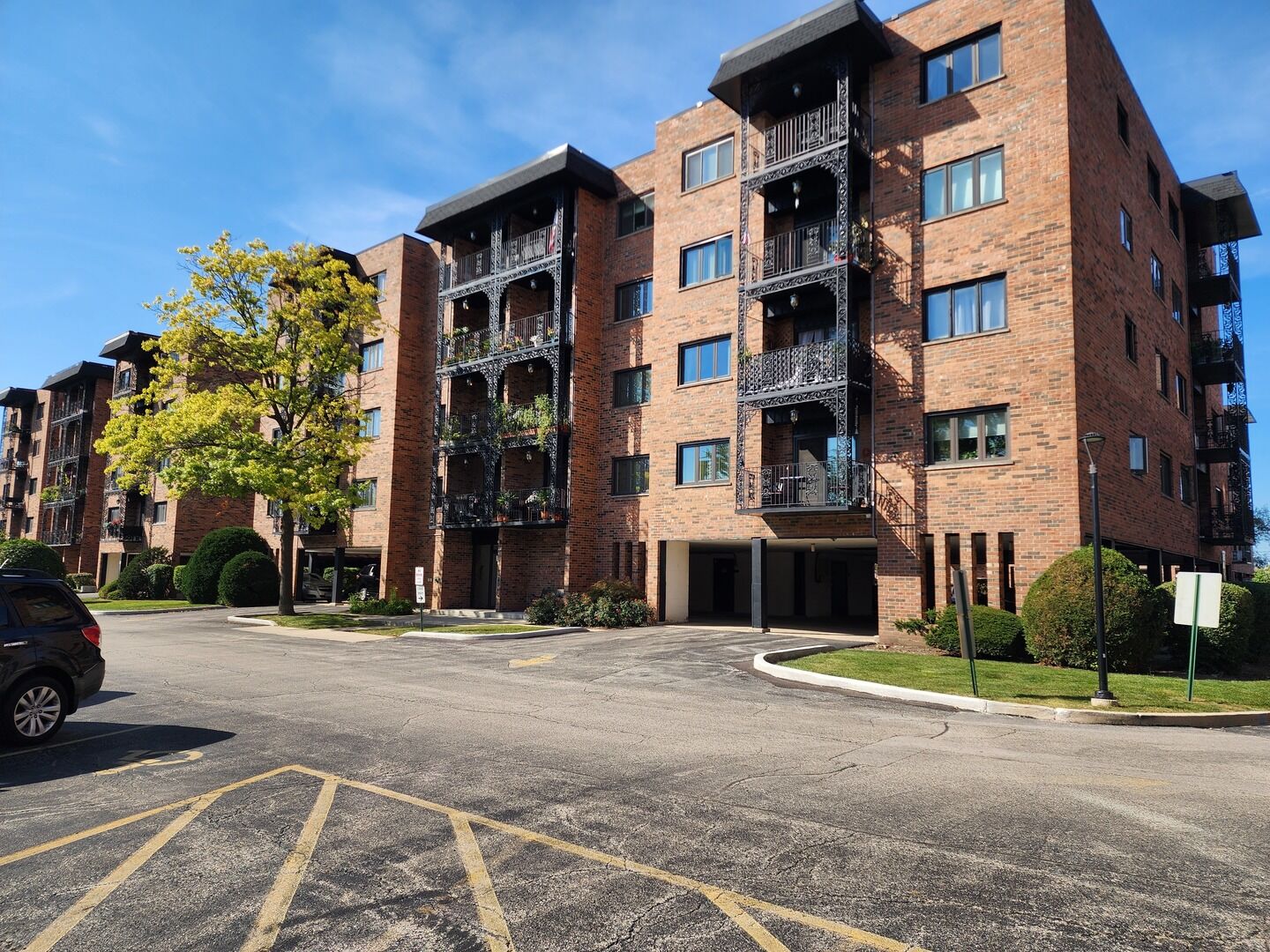 Property Photo:  9356 Landings Lane 403  IL 60016 