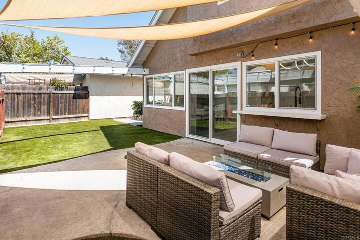 Property Photo:  10690 Esmeraldas Drive  CA 92124