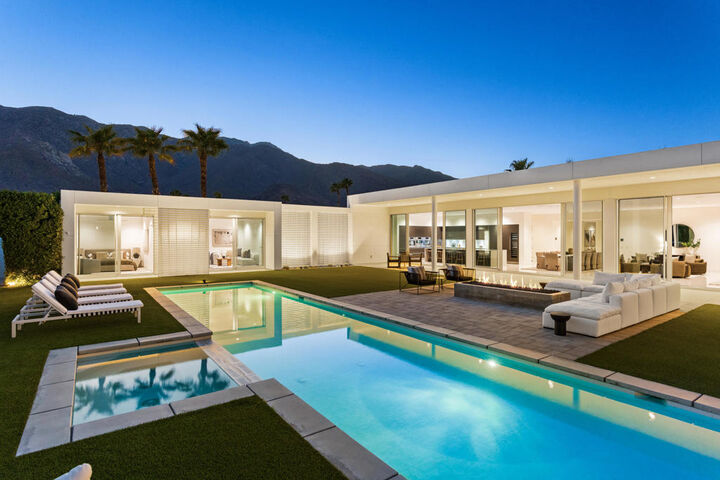 Property Photo: 3088 Linea Terrace CA 92264