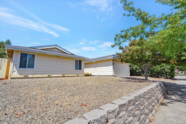 Property Photo: 1019 Westview Drive CA 94558