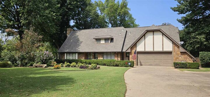 Property Photo:  81 Stoneridge  OK 74604 