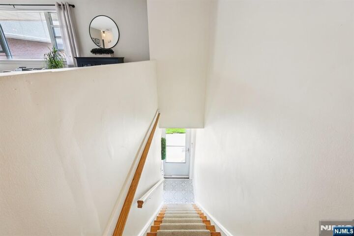 Property Photo:  511 Washington Drive  NJ 07446 