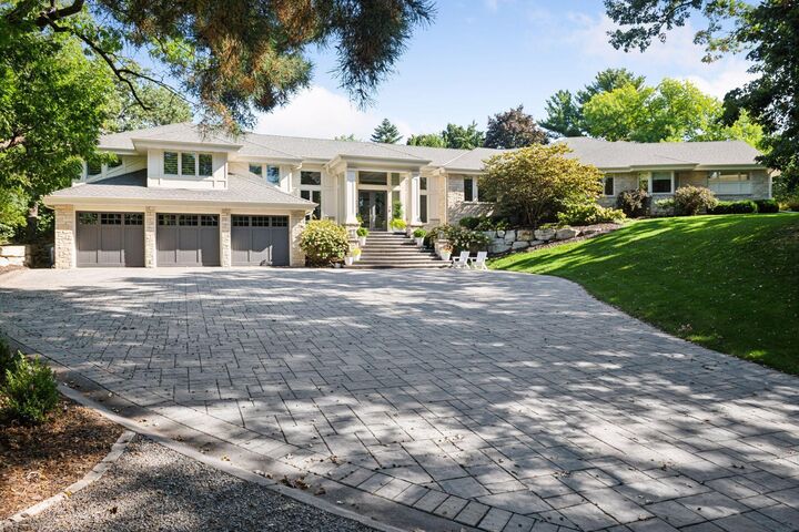 4810 Hilltop Lane  Edina MN 55424 photo