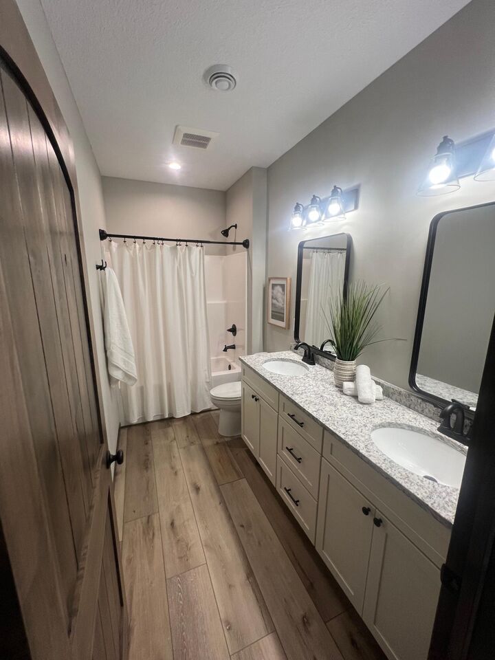 Property Photo:  1202 Poppy Court  WI 54017 