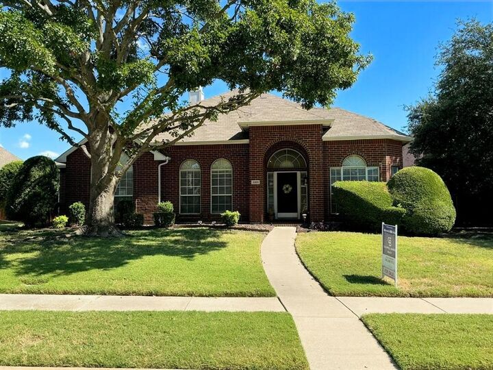 Property Photo: 3305 Saint Pierre TX 75070