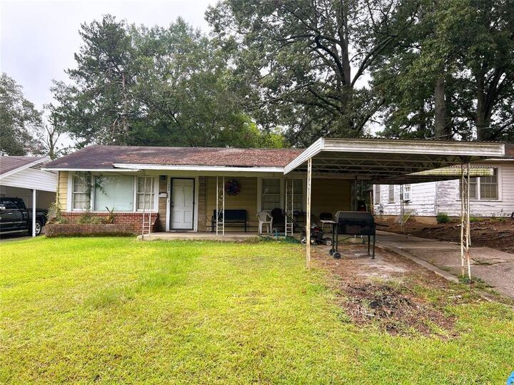Property Photo:  105 James Street  LA 71040 