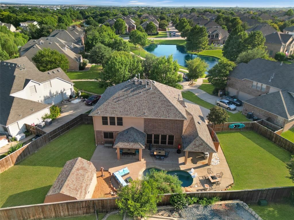 Property Photo: 6045 Turtle Creek Court TX 76180