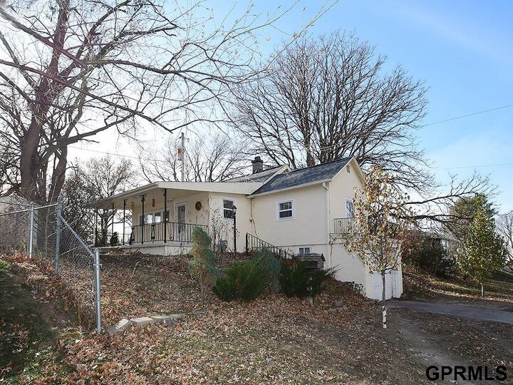 4311 Oak Street  Omaha NE 68105 photo