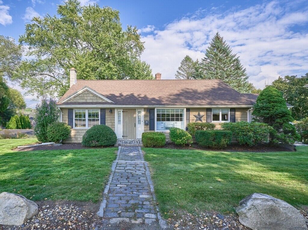 Property Photo:  330 Millbury Ave  MA 01527 