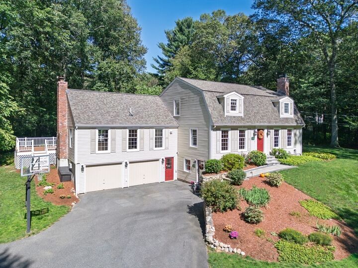 Property Photo:  7 N Mill St  MA 01748 