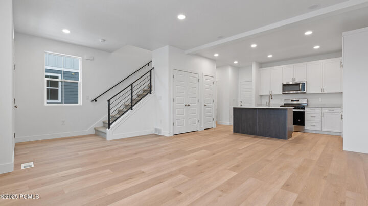 Property Photo: 1076 E 1930 South UT 84032