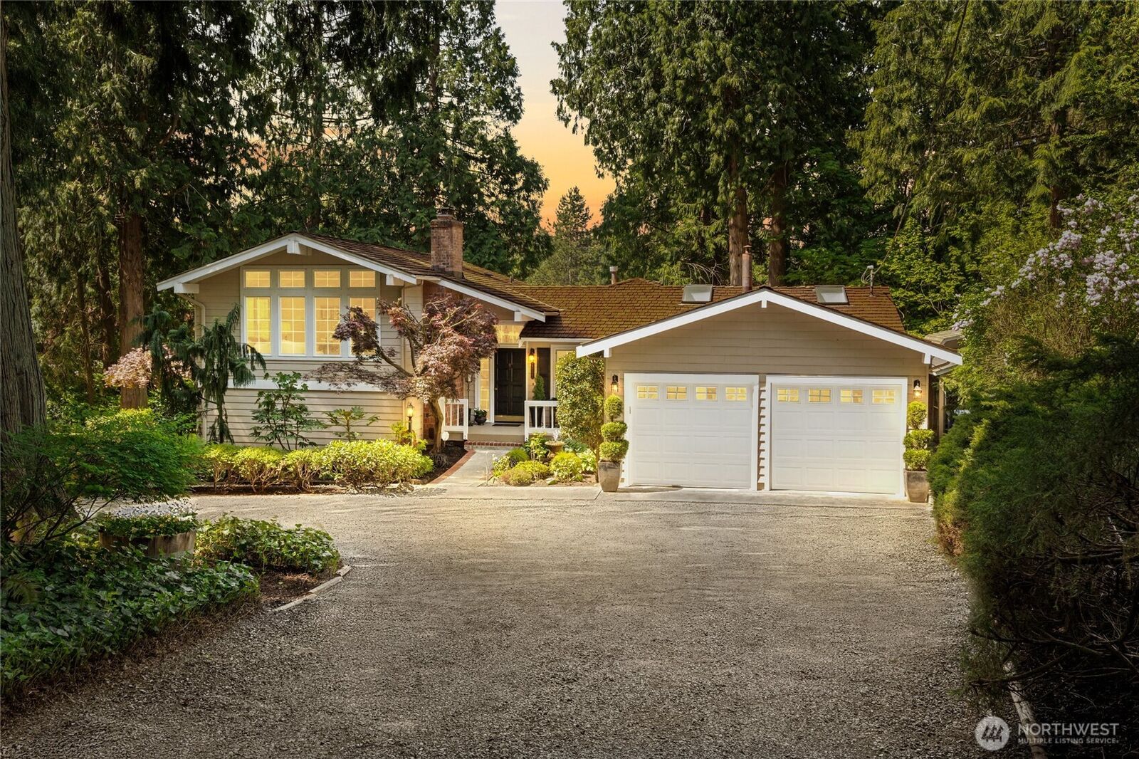 Property Photo:  23122  35th Avenue SE  WA 98021 