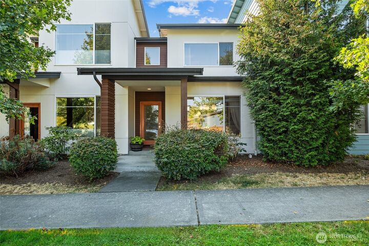 Property Photo: 3013 S Nevada Street WA 98108