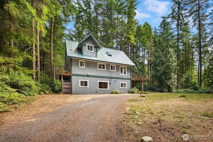 Property Photo: 3872 Log Cabin Road WA 98236