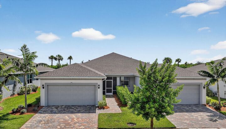 Property Photo: 13723 SW Gingerline Drive FL 34987