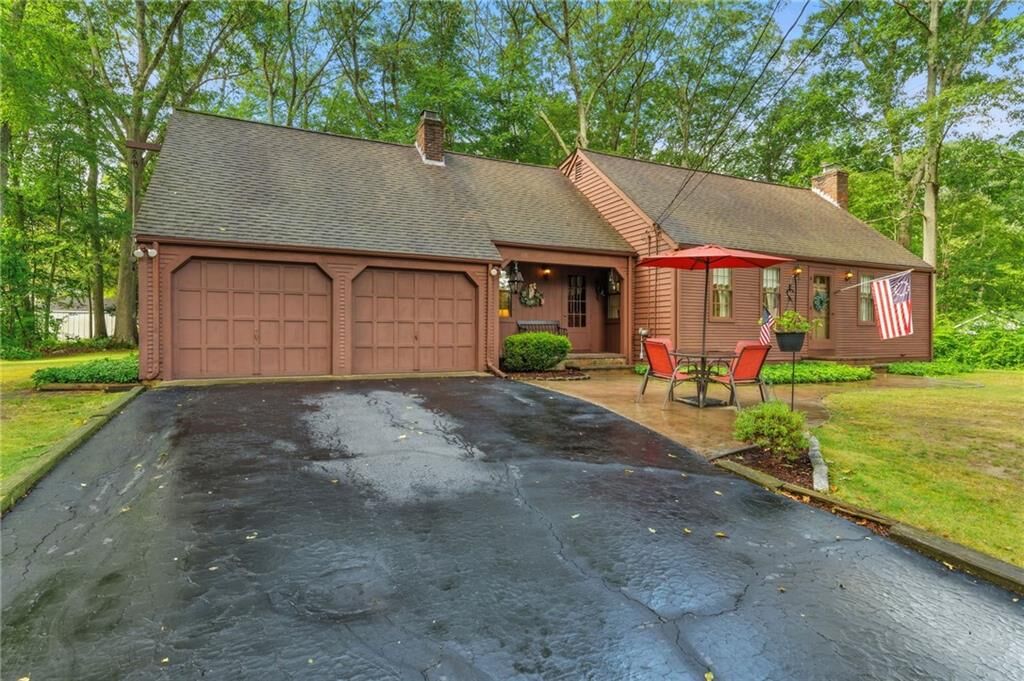 Property Photo:  17 Country Side Lane  RI 02857 