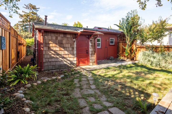 Property Photo:  1122 Seabright Avenue  CA 95062 