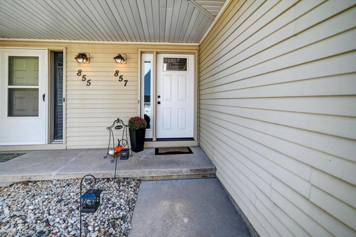 Property Photo:  857 Henry Street 15  WI 53597 