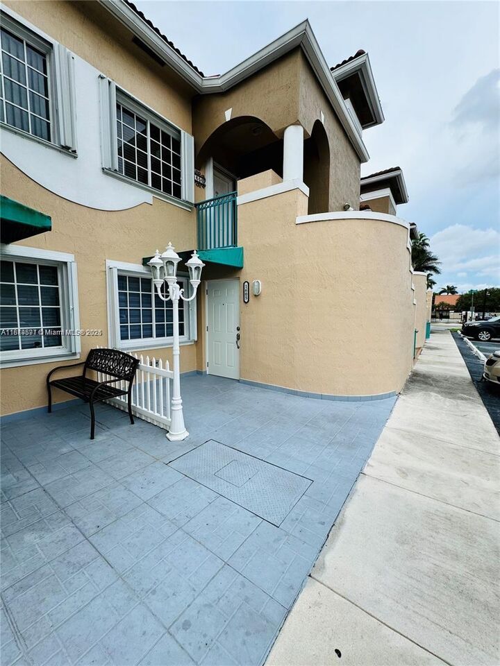 Property Photo:  13160 SW 64th Ter 1605  FL 33183 