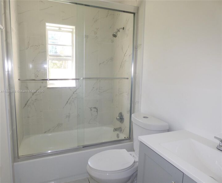 Property Photo: 3560 NW 8th St FL 33311