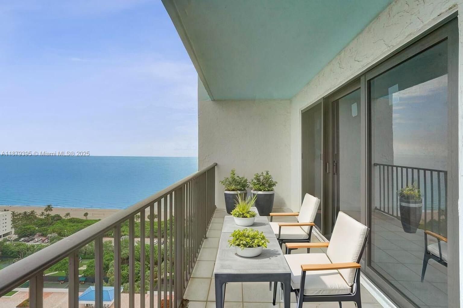 Property Photo:  1201 S Ocean Dr 2509S  FL 33019 