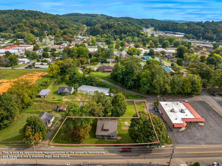Property Photo:  816 West Main Street  TN 37857 