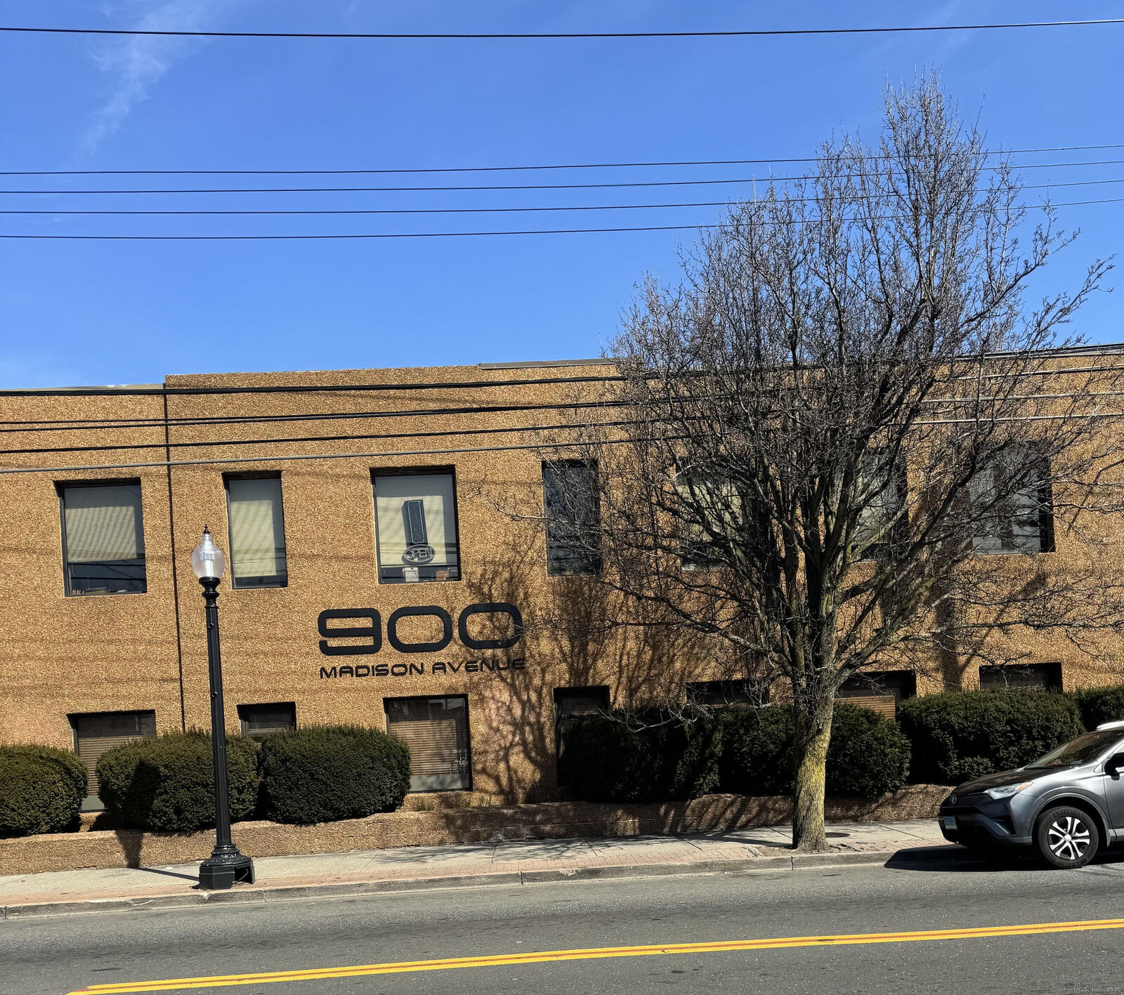 Property Photo: 900 Madison Avenue CT 06606