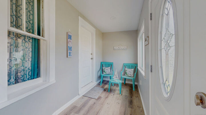 Property Photo:  82 Nepaug Street  CT 06106 