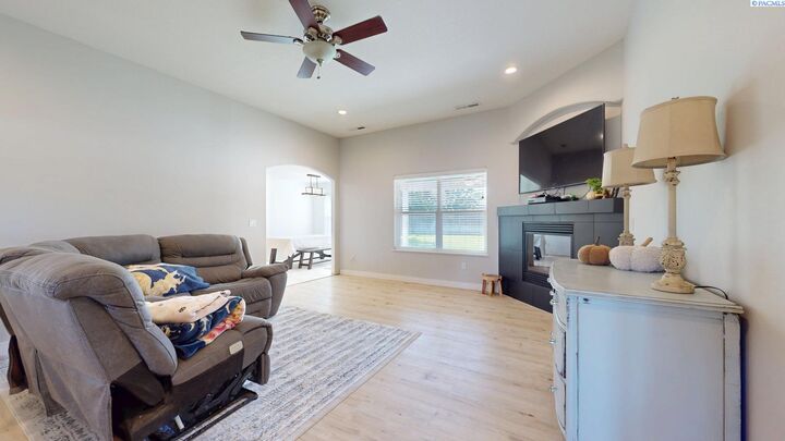 Property Photo: 4816 Bilbao Drive WA 99301