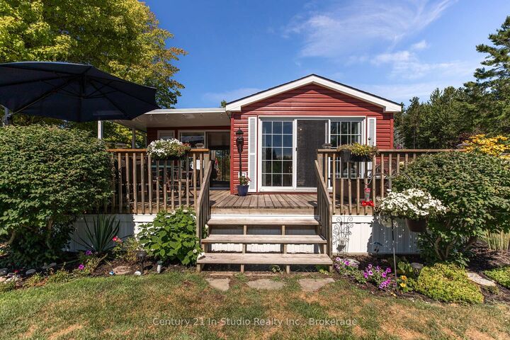 Property Photo:  19 White Pines Trail  ON L9Z 1X7 