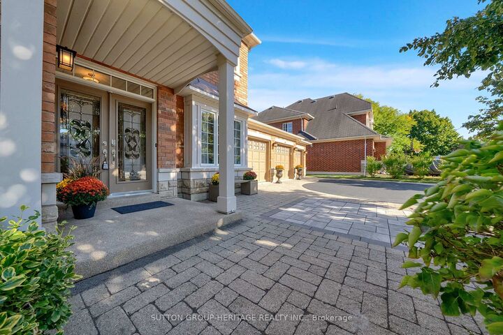 Property Photo: 102 Kennett Drive ON L1P 1L5