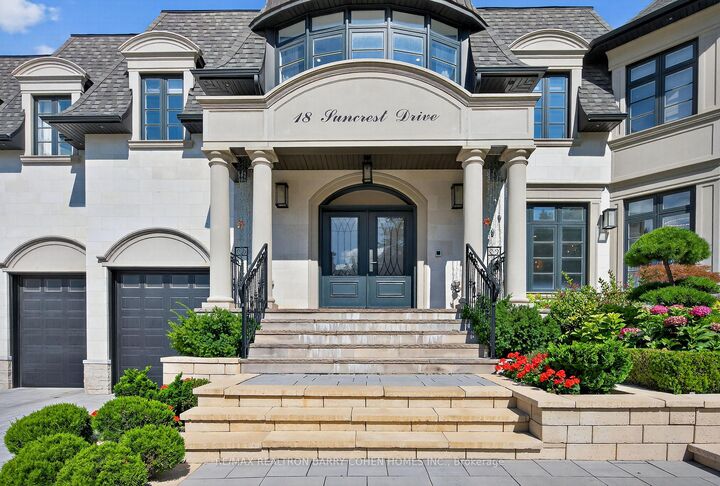 Property Photo:  18 Suncrest Drive  ON M3C 2L2 