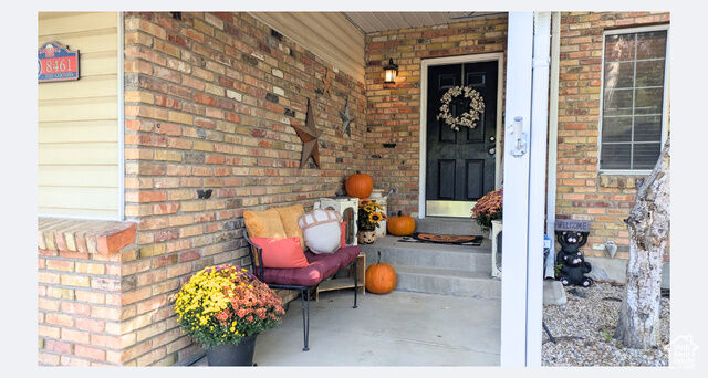 Property Photo:  8461 S 2385 W  UT 84088 