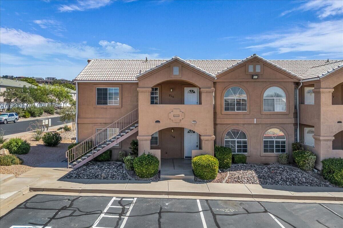 Property Photo:  1122 E 300 S #I116  UT 84770 