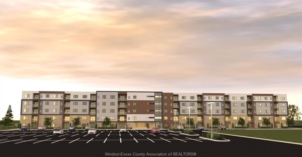 Property Photo:  2600 Sandwich West Parkway 510  ON N9H 0N6 