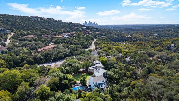 805 The High Road  Austin TX 78746 photo