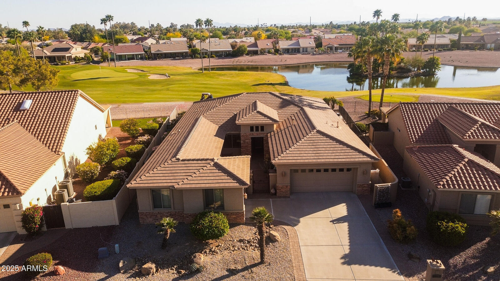 Property Photo:  24528 S Lakeway Circle SW  AZ 85248 