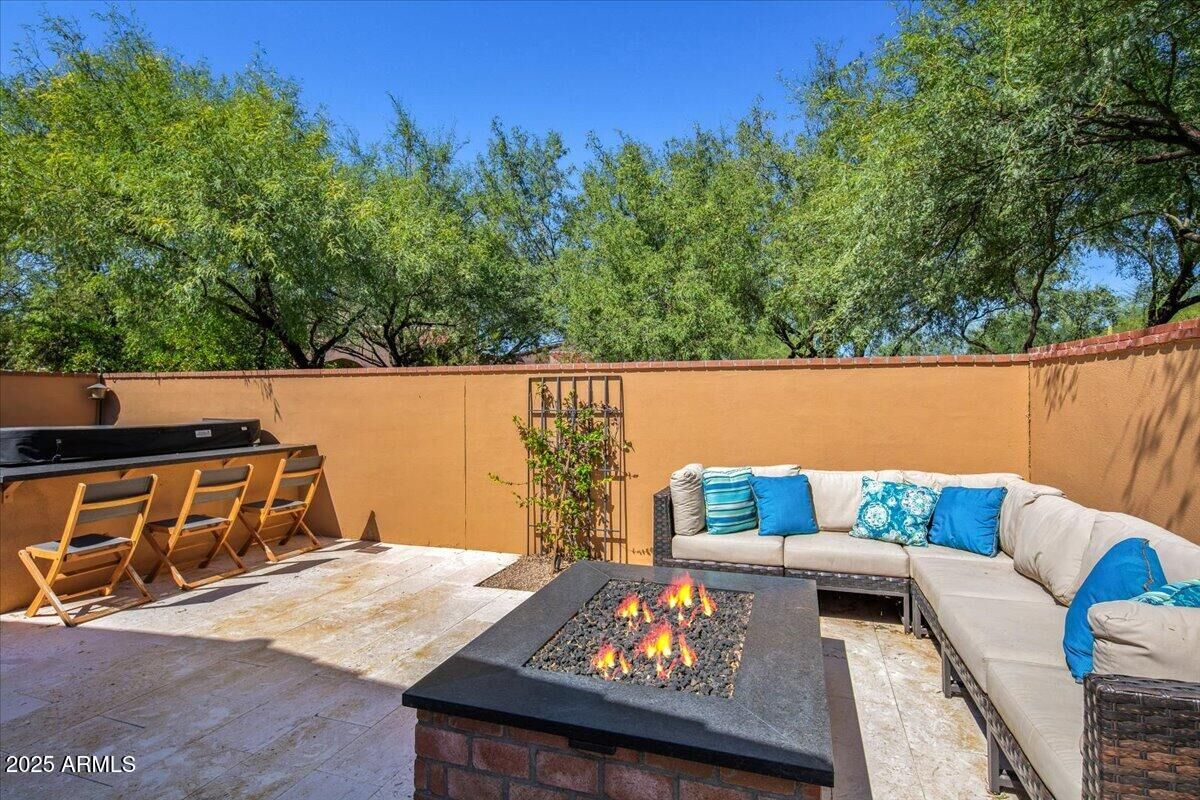 Property Photo:  20704 N 90th Place 1004  AZ 85255