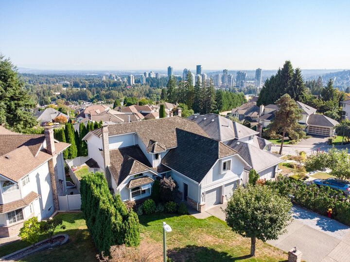 Photo de la propriété:  1347 Napier Place  BC V3B 7A3 