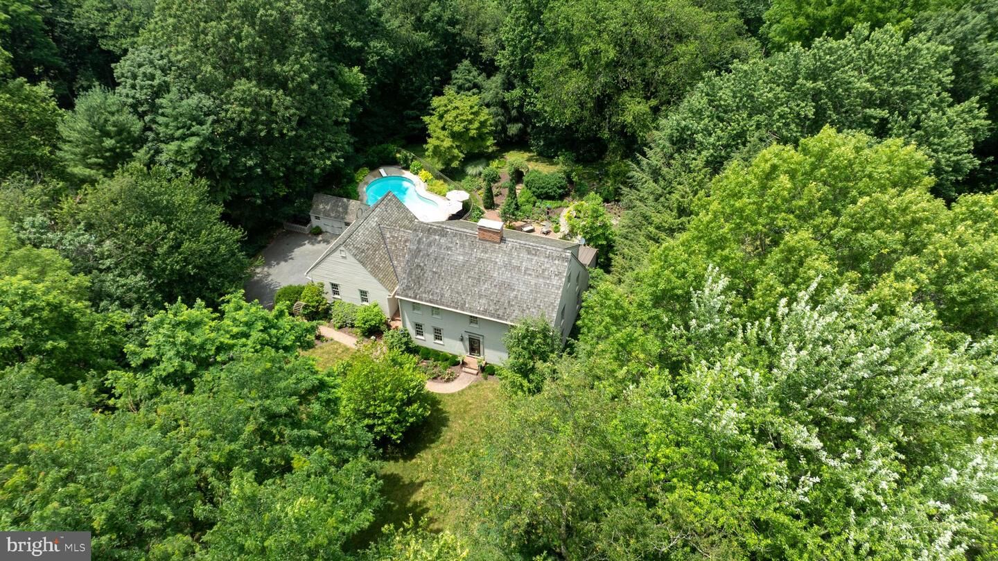 Property Photo:  17 Martin Lane  PA 17579 