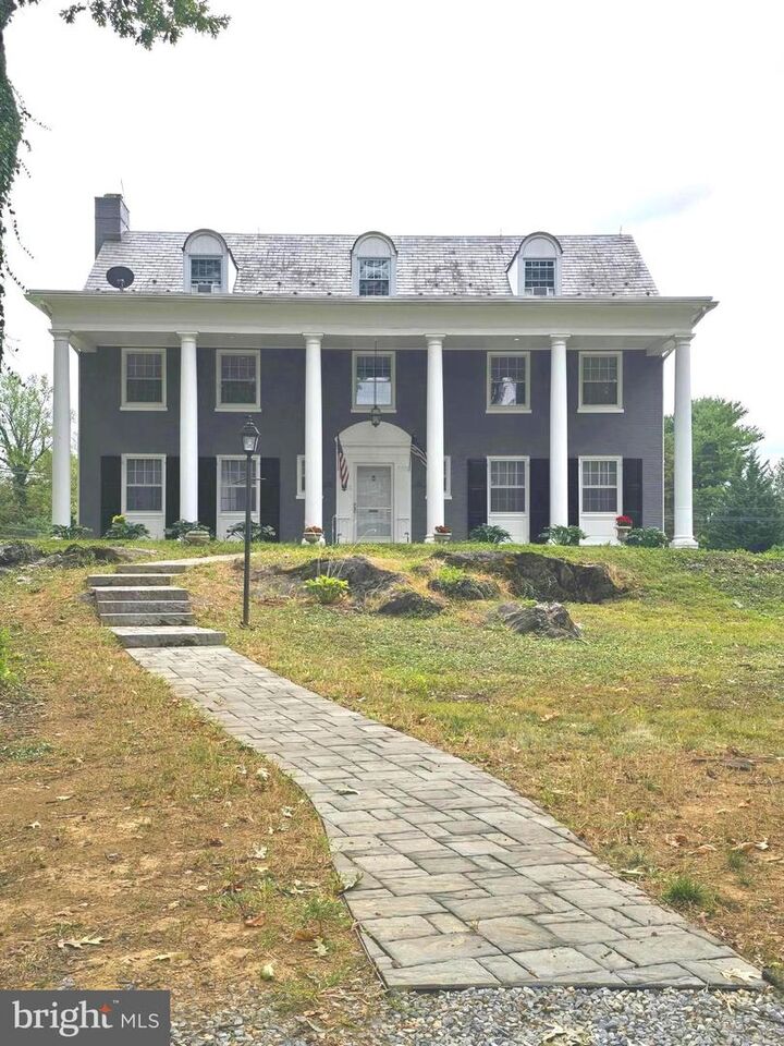 808 Walnut Lane  Carlisle PA 17013 photo