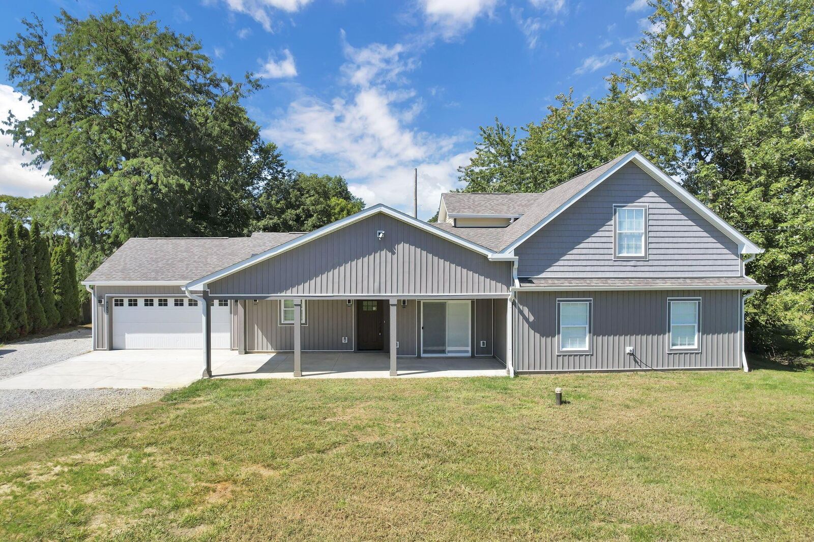 Property Photo:  4451 1/2 Lockbourne Road  OH 43207 