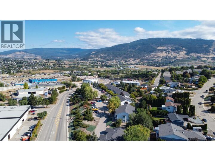 Property Photo: 1041 Middleton Way 105 BC V1B 2N3