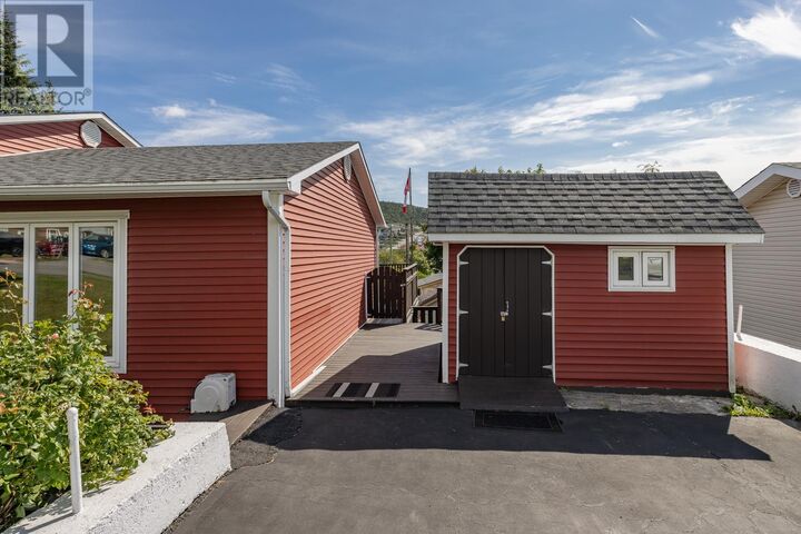 Property Photo:  8 Ingrid Avenue  NL A2H 6P2 