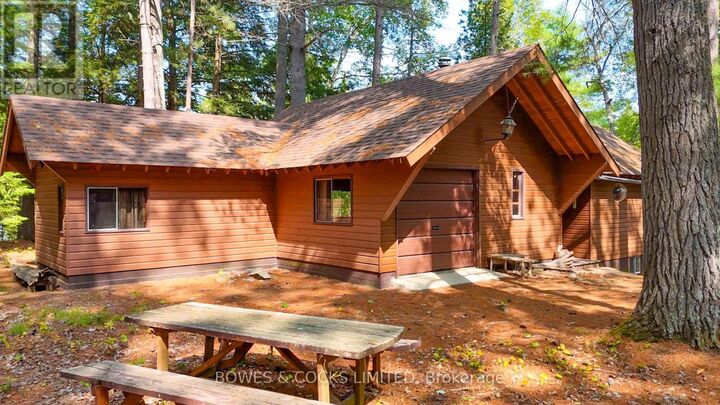 Property Photo:  915 Madawaska River Drive  ON K0J 1L0 