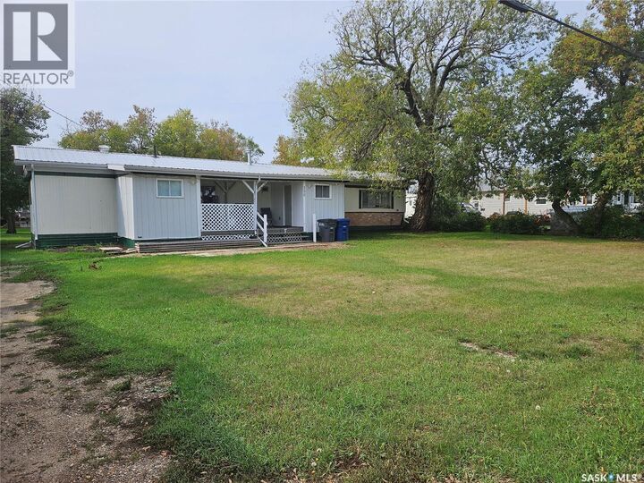 Property Photo:  150 Morley Street  SK S0C 1L0 