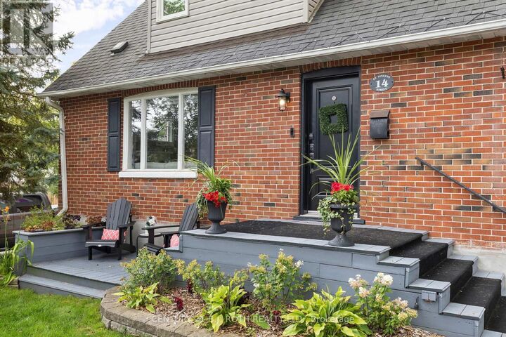 Property Photo: 14 St.vincent Street ON L4M 3Y2