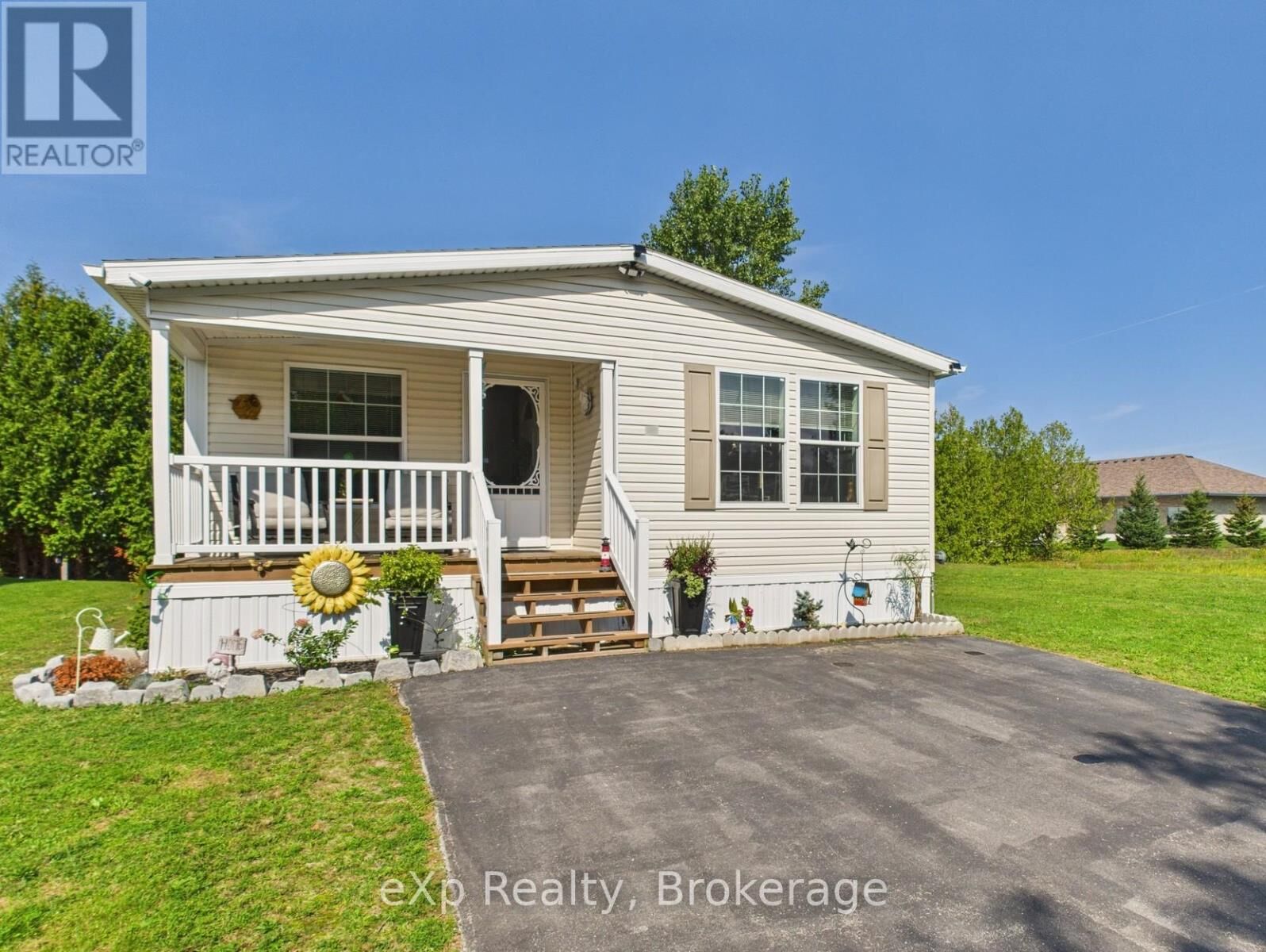Property Photo:  332 Concession 6 57  ON N0H 2C7 