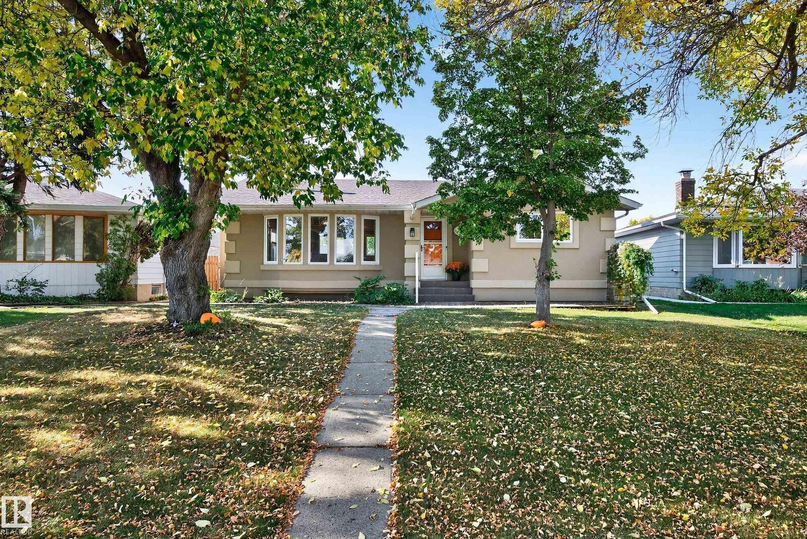 Property Photo:  116 Corinthia Drive  AB T9E 4G9 