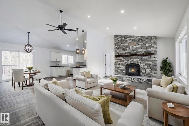 Property Photo:  311 55504 RR 13  AB T0E 1V0 